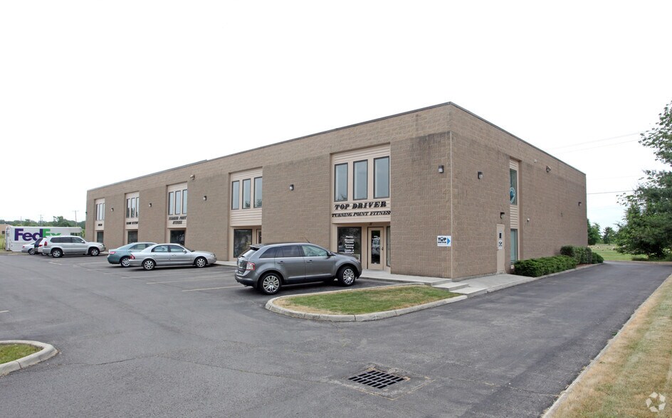 More Photos Of 5890-5898 Chandler Ct, Westerville Flex For Lease