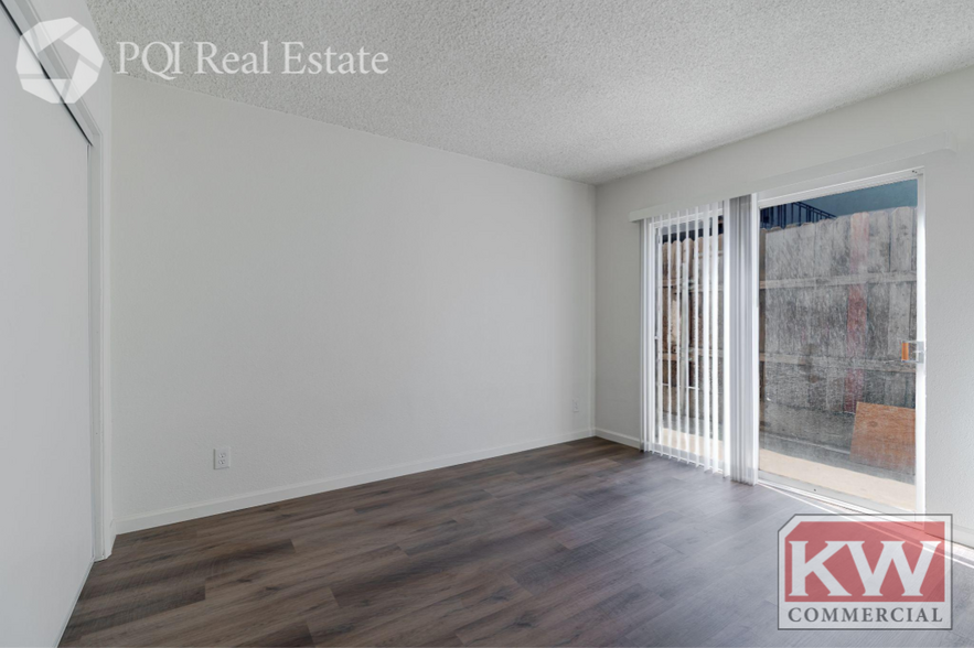 More Photos Of 1822 Bridge St, Los Angeles Apartments For Sale