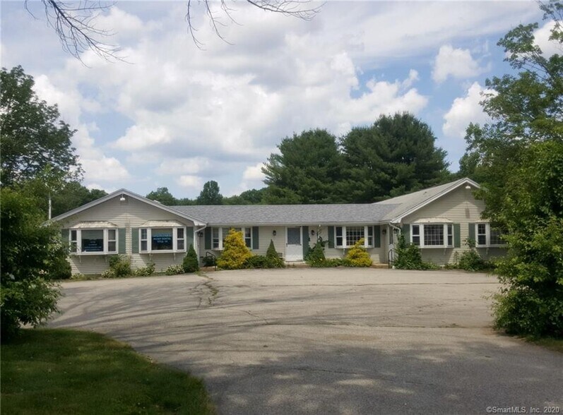 Primary Photo Of 107 Main St, Hebron Medical For Lease