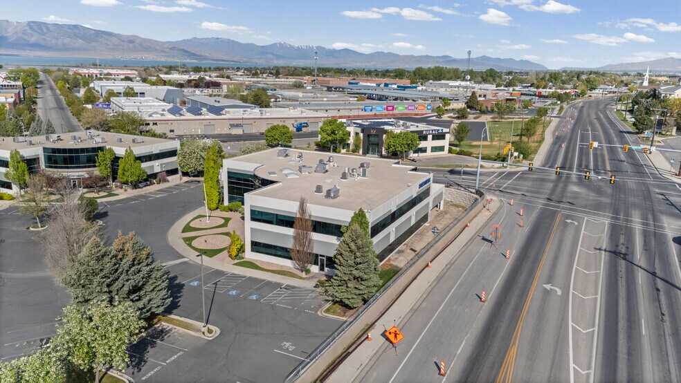 More Photos Of 1365 W Business Park Dr, Orem Office For Lease