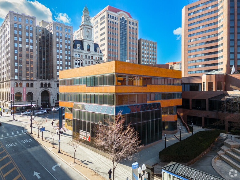 Primary Photo Of 10 N Pearl St, Albany Office For Lease