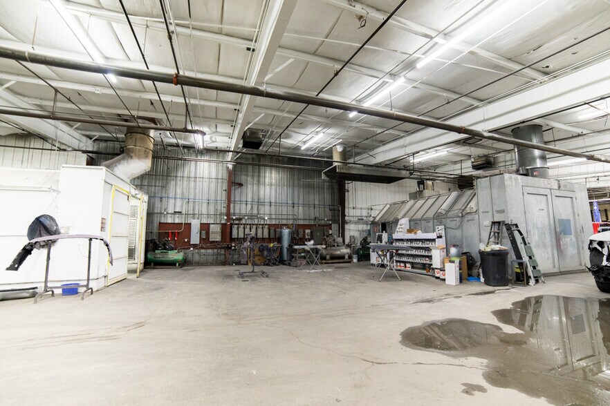 More Photos Of 170 SW 2nd St, Loveland Warehouse For Lease