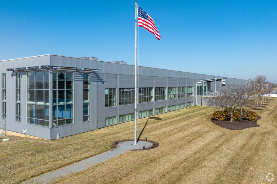 More Photos Of 12000 Molly Pitcher Hwy, Greencastle Warehouse For Lease