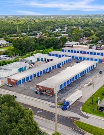 More Photos Of 1520 Peachtree St, Cocoa Self Storage For Sale