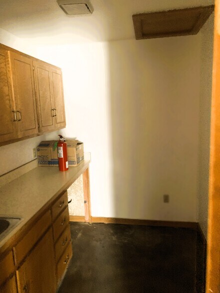 More Photos Of 5300 E Highway 37, Tuttle Storefront Retail Office For Lease