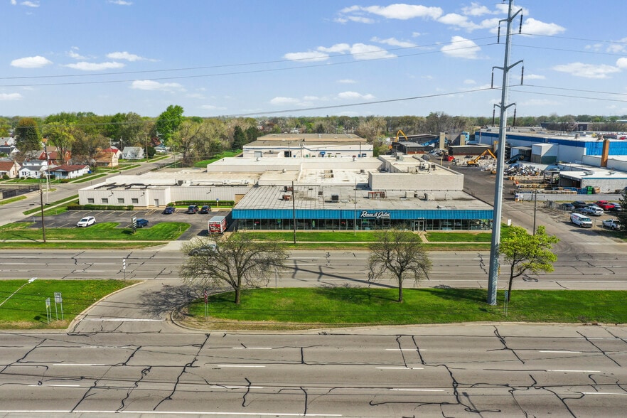 More Photos Of 8655 E 8 Mile Rd, Warren Warehouse For Sale