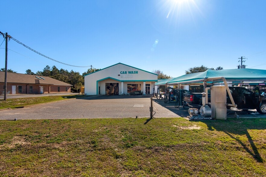 More Photos Of 3061 Gulf Breeze Pky, Gulf Breeze Carwash For Sale