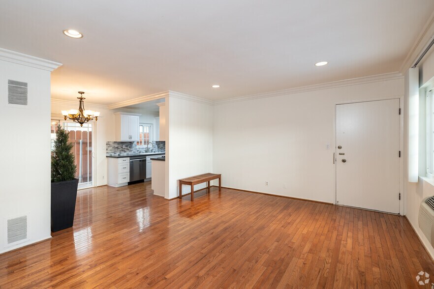 More Photos Of 8130 Norton Ave, West Hollywood Apartments For Sale