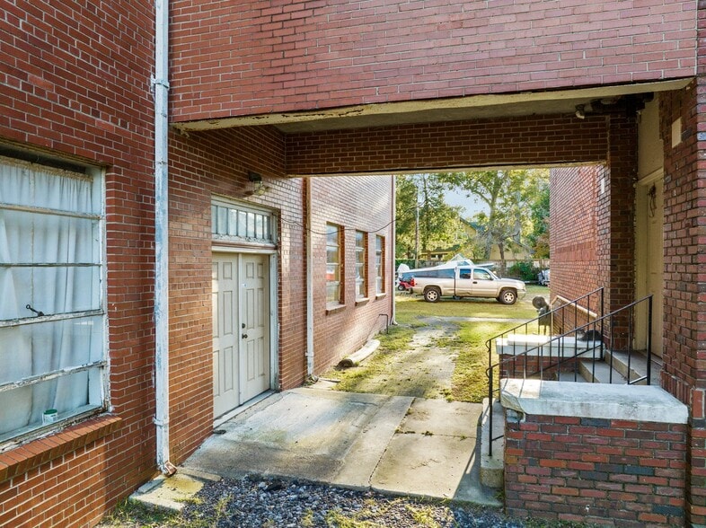 More Photos Of 1217 N Pasteur St, New Bern Specialty For Sale