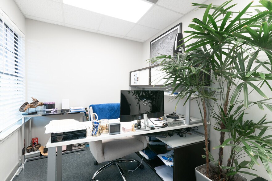 More Photos Of 13740 Research Blvd, Austin Office For Sale