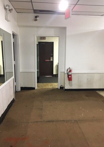 More Photos Of 8515 4th Ave, Brooklyn Storefront Retail Office For Lease