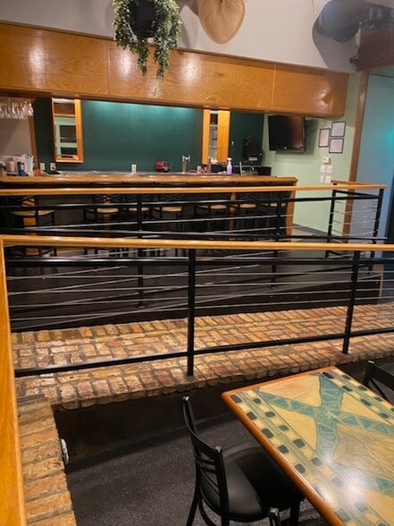 More Photos Of 5106 Old Bullard Rd, Tyler Restaurant For Lease