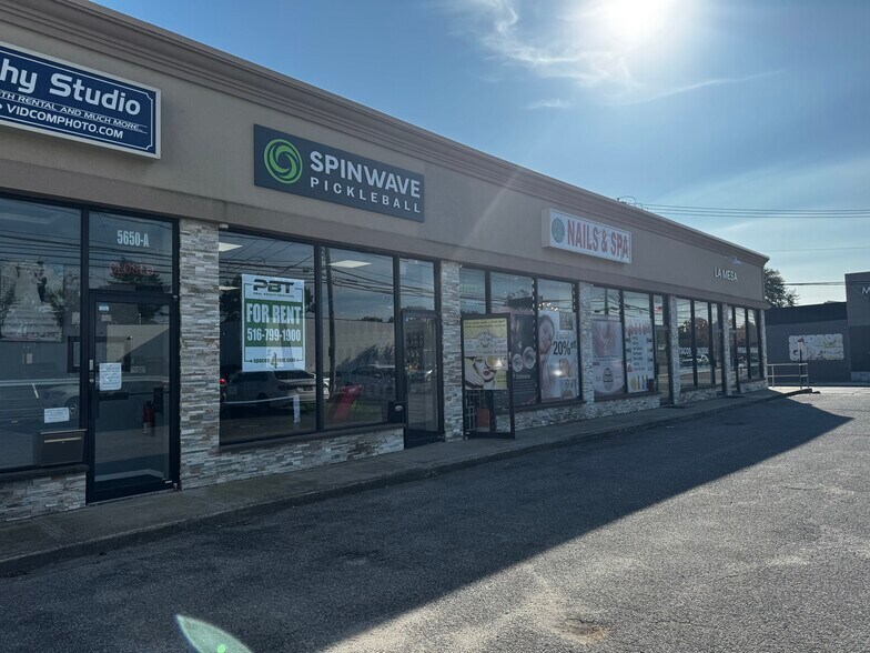 More Photos Of 5650 Merrick Rd, Massapequa General Retail For Lease