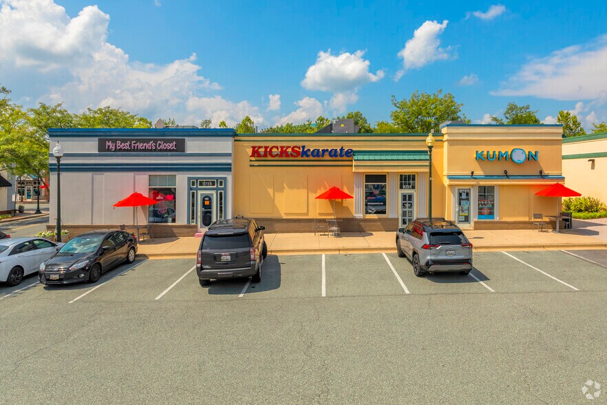 More Photos Of 9700-9761 Traville Gateway Dr, Rockville Unknown For Lease