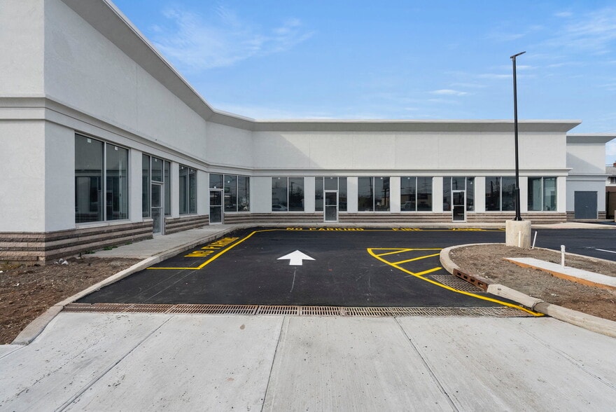 More Photos Of 328 State Rt 17, Carlstadt General Retail For Lease
