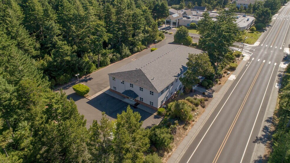 More Photos Of 705 9th St, Florence Medical For Lease