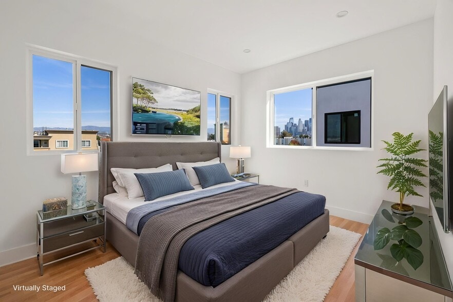 More Photos Of 1933 Magnolia Ave, Los Angeles Apartments For Sale