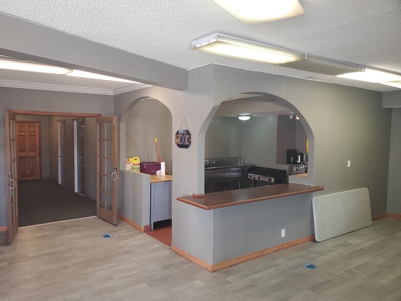 More Photos Of 13041 San Pablo Ave, San Pablo Freestanding For Lease