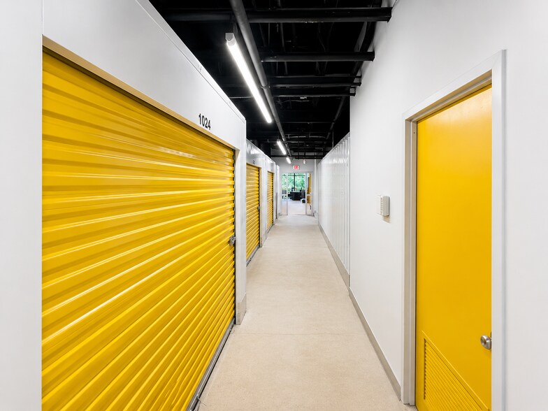 More Photos Of 250 Turnpike Rd, Southborough Loft Creative Space For Sale