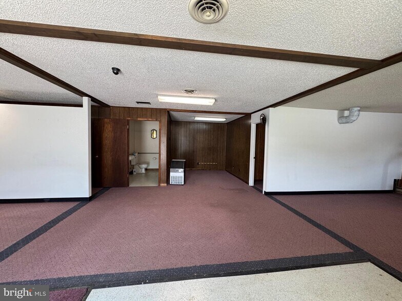 More Photos Of 260 School St, Romney Office For Sale