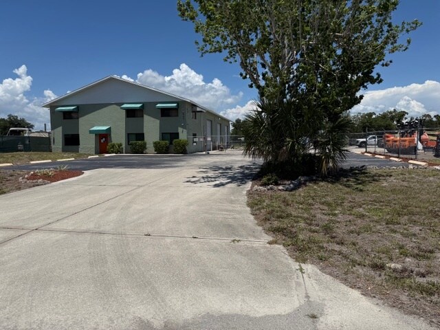 Primary Photo Of 527 Paul Morris Dr, Englewood Service For Lease