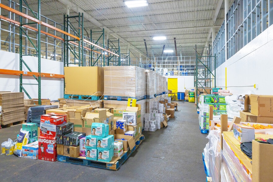 More Photos Of 202-206 Pegasus Ave, Northvale Warehouse For Lease