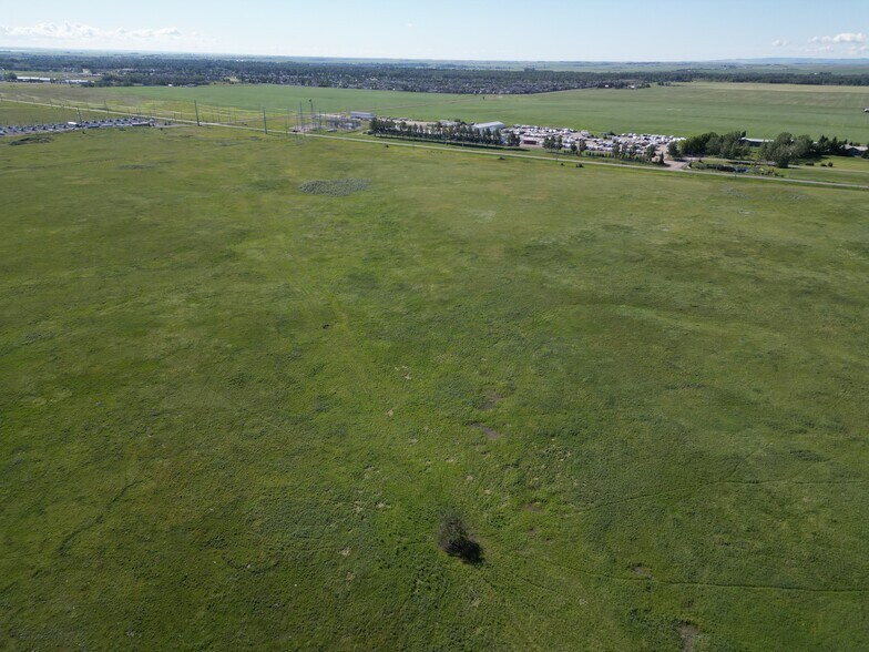 More Photos Of SE-14-19-29 W4M, Calgary Land For Sale