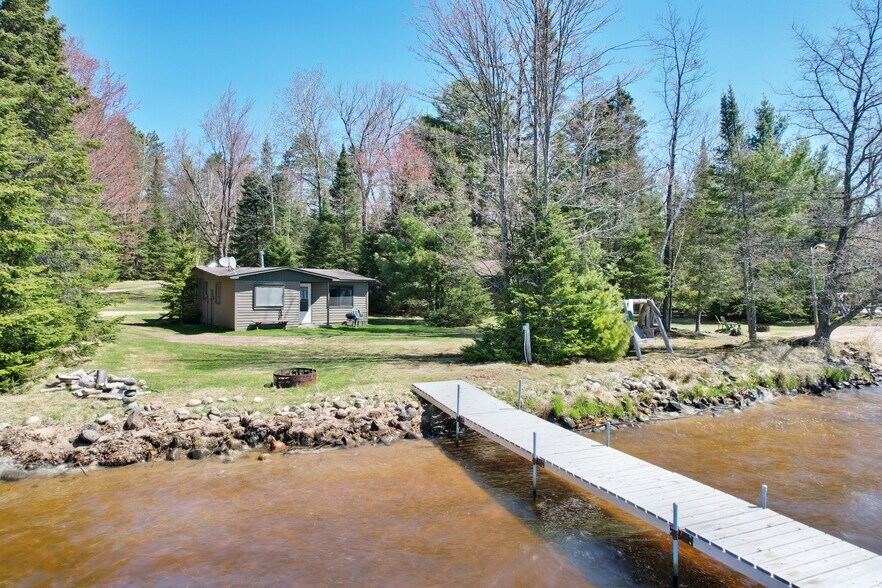 Primary Photo Of 8475 Hillcrest Ln, Saint Germain Hotel For Sale