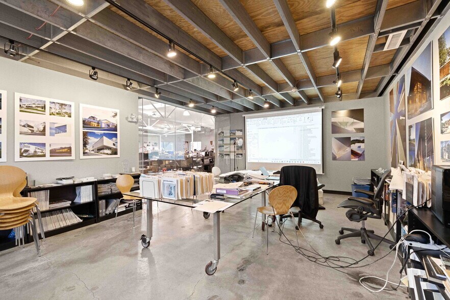 More Photos Of 115 Willow Ave, Somerville Manufacturing For Sale