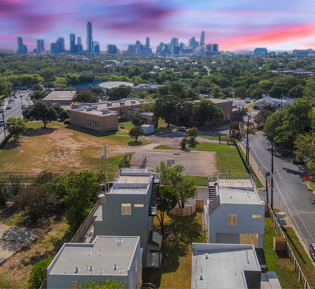 More Photos Of 1167-1169 Bedford St, Austin Apartments For Sale