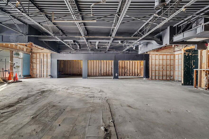 More Photos Of 2357 Plainfield Rd, Crest Hill General Retail For Lease