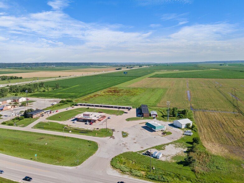 More Photos Of 3153 Joliet Ave, Missouri Valley Convenience Store For Sale