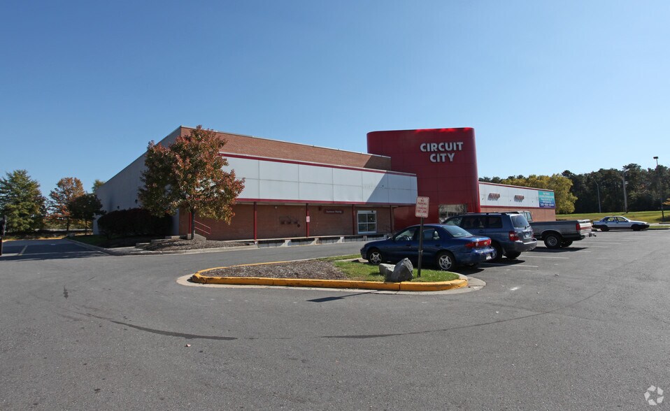 More Photos Of 4R Mountain Rd, Glen Burnie Unknown For Lease