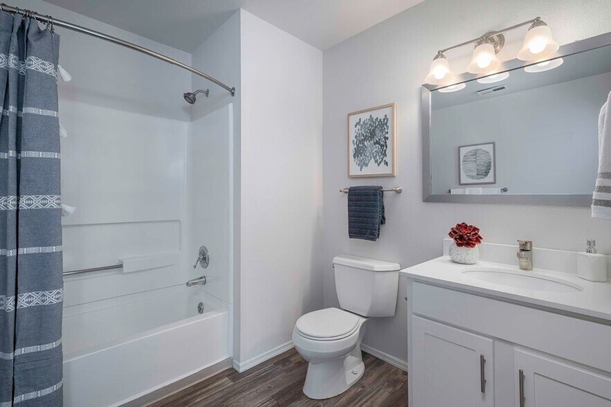 More Photos Of 275 S Fort Ln, Layton Apartments For Sale