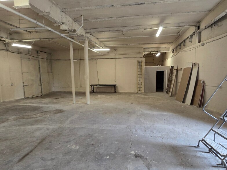 More Photos Of 42 Independence St, Rochester Food Processing For Lease