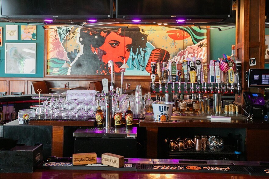 More Photos Of 1016 Woodland St, Nashville Restaurant For Lease
