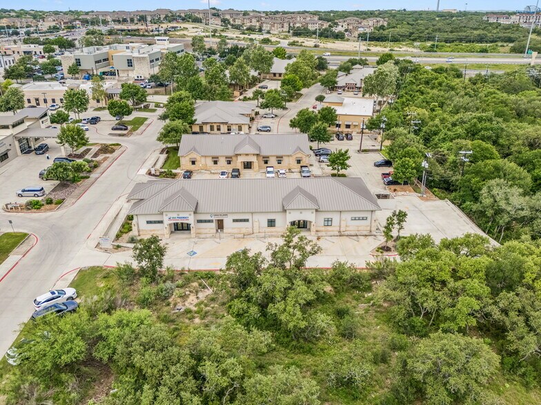 More Photos Of 2003 Rogers Rd, San Antonio Medical For Lease