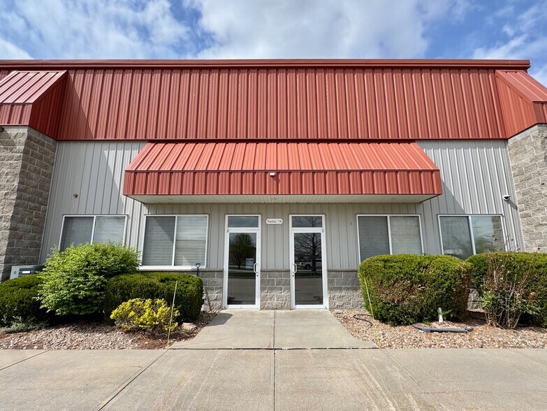 More Photos Of 3010 E 39th St, Kearney Warehouse For Sale