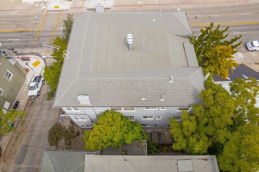 More Photos Of 1000 E 33rd St, Oakland Apartments For Sale