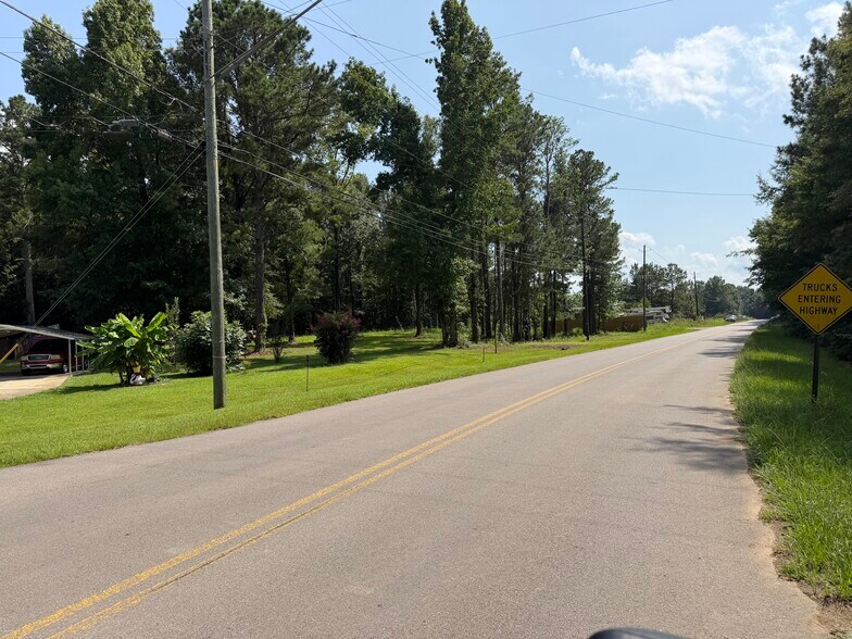 More Photos Of Camelot Circle, Talladega Land For Sale