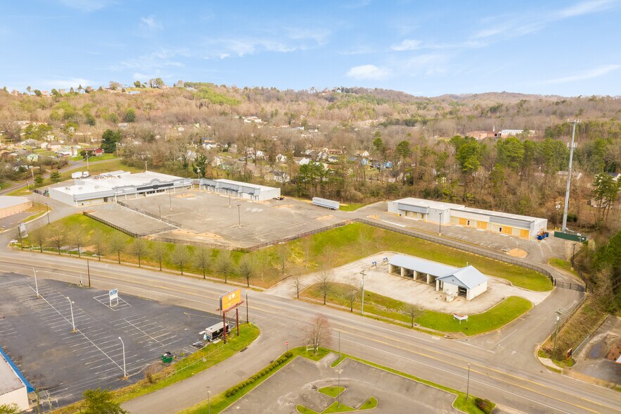 More Photos Of 3215 Wilcox Blvd, Chattanooga Distribution For Lease