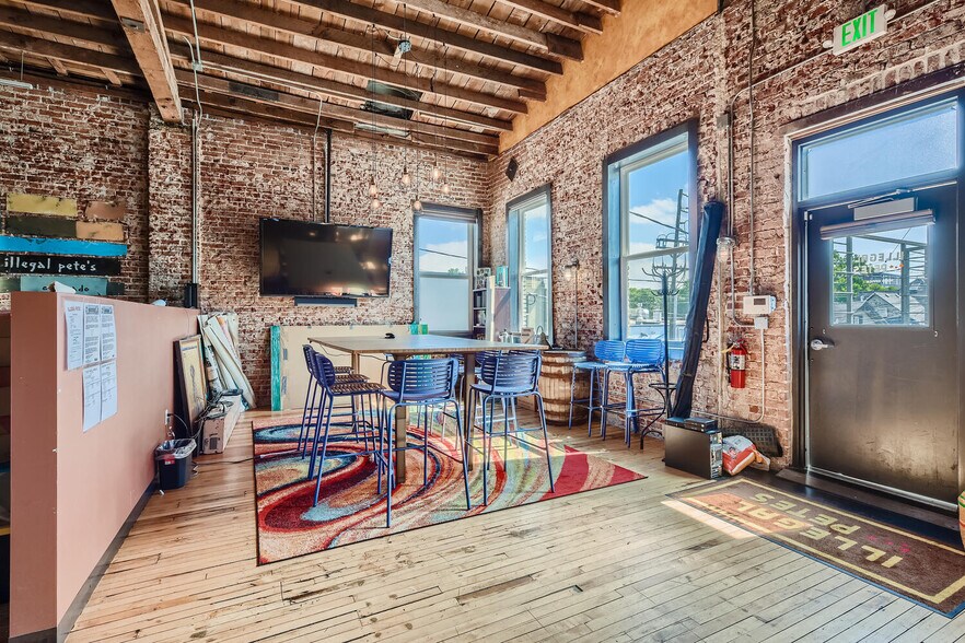 More Photos Of 238 N Broadway, Denver Storefront Retail Office For Lease