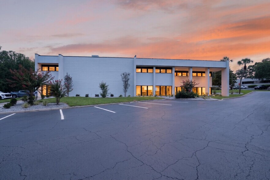 More Photos Of 6717 NW 11th Pl, Gainesville Medical For Lease