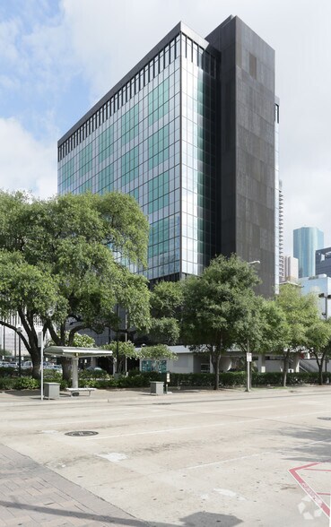 More Photos Of 1801 Main St, Houston Office For Lease