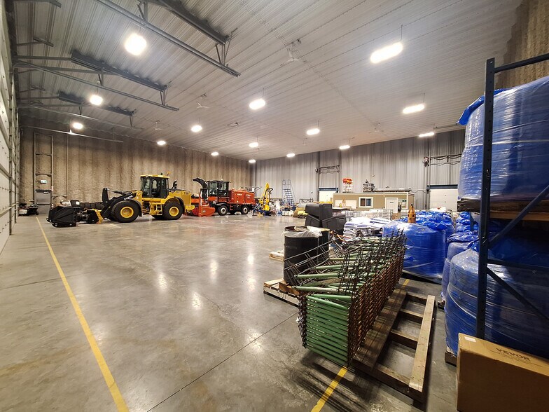 More Photos Of 3260 & 3260A Mustang Rd, Cassidy Warehouse For Lease