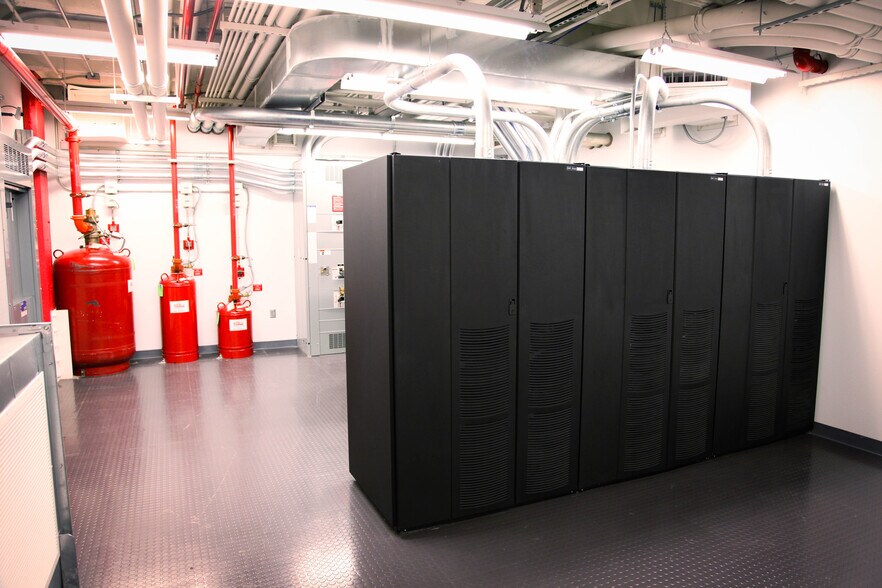 More Photos Of 701 N Broadway Ave, Oklahoma City Office For Lease