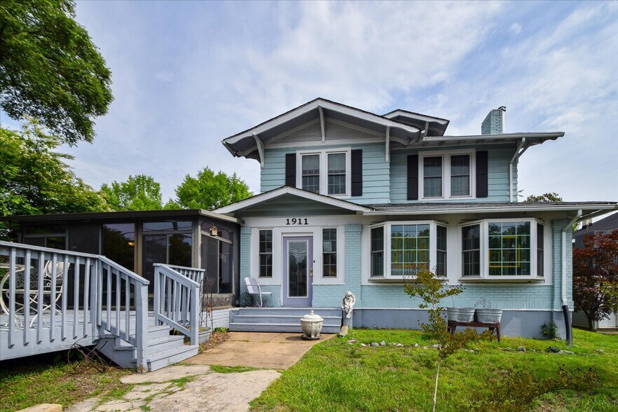 More Photos Of 1911 Memorial Ave SW, Roanoke Office Residential For Sale