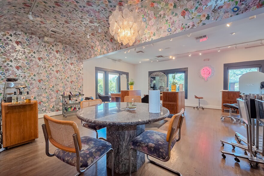 More Photos Of 1512 W Alabama St, Houston Flex For Sale