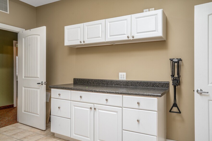 More Photos Of 4025 Capital Dr, Rocky Mount Office For Sale