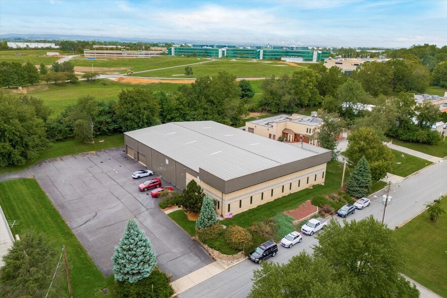 Primary Photo Of 475 Business Park Ln, Allentown Warehouse For Lease